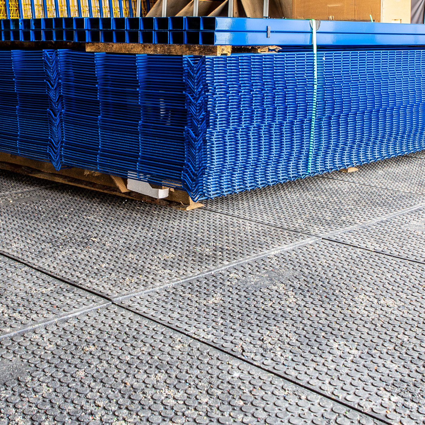 Compressed by jpeg-recompress